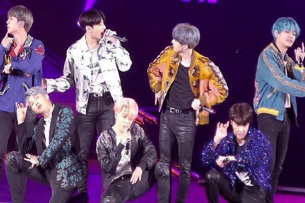 BTS  (방탄소년단)